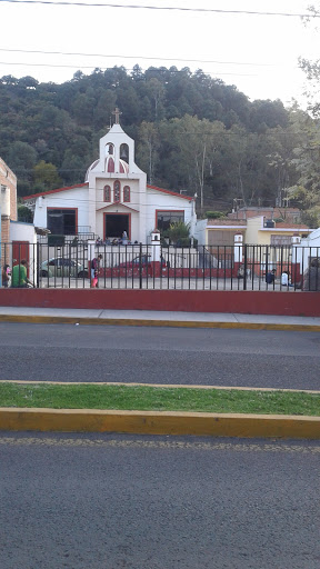 Parroquia de la Santa Cruz, Galeana, Félix Ireta, 58930 Zinapecuaro de Figueroa, Mich., México, Iglesia católica | MICH