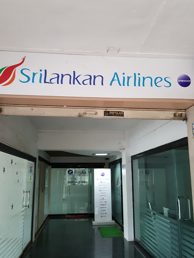 Sri Lankan Airlines, Kandamkulathy Tower, Mahatma Gandhi Road, Opp.Maharajas College Groung, Kochi, Kerala 682011, India, Airline_Ticket_Agency, state KL