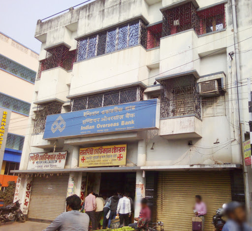 Indian Overseas Bank, 24/1/4, RN Tagore Rd, Gora Bazar, Berhampore, West Bengal 742101, India, Financial_Institution, state WB