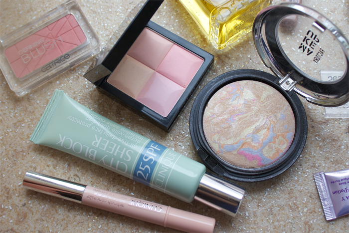 Спецпроект от Avon: мой мегаэффектный образ – Spring Look