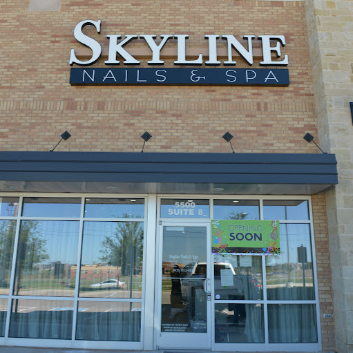 Skyline Nails & Spa logo