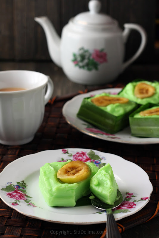 Kuih Nagasari Pandan  Food, Dessert recipes, Desserts
