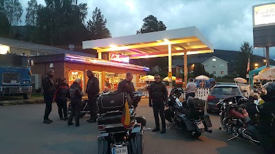 Photos of Cadillac Diner