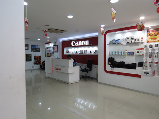 Canon Image Square, Shop No.#68, 143B, Next to Anand Sweet, 60 Feet Road, 5th Block, Koramangala, Bengaluru, Karnataka 560095, India, Video_shop, state KA
