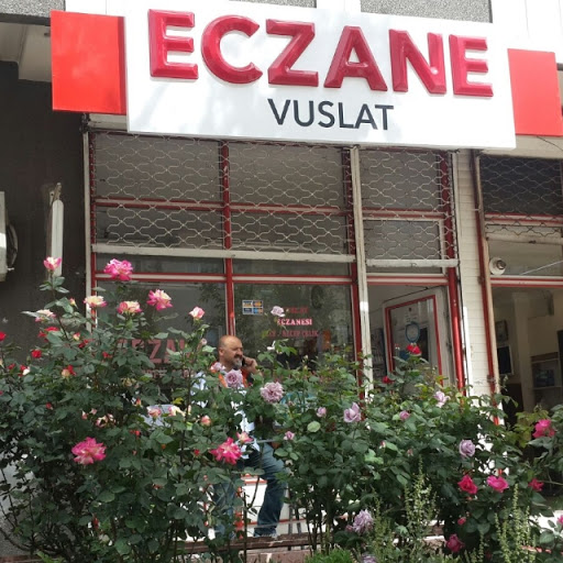 Eczane Vuslat logo