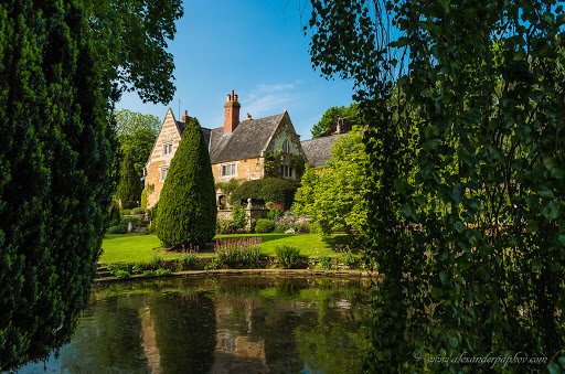 Coton Manor Gardens