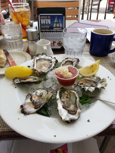 Chuck's Waterfront Grill