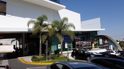 Photos of Plaza W