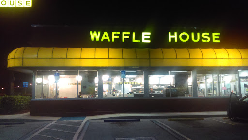 Breakfast Restaurant «Waffle House», reviews and photos, 5872 Okeechobee Rd, Fort Pierce, FL 34947, USA