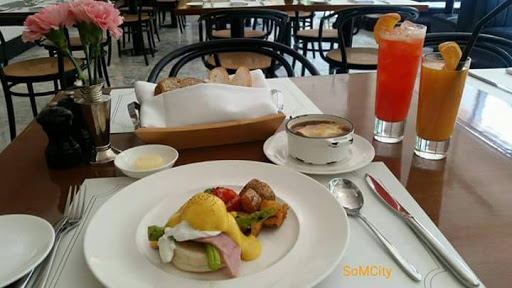 Cafe Claire ห้องอาหารคาเฟต์ แคลร์