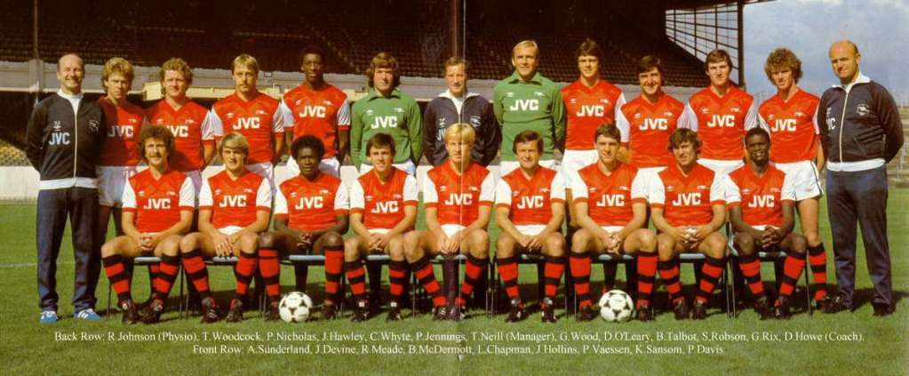 Arsenalteamphoto1982-83