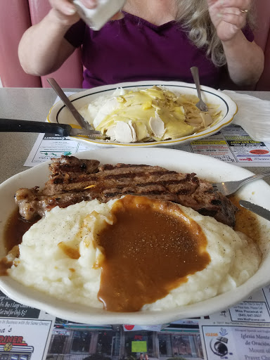 American Restaurant «Barclay Heights Diner Inc», reviews and photos, 1 Village Dr, Saugerties, NY 12477, USA