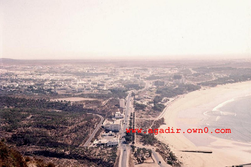 شاطئ اكادير قبل وبعد الزلزال سنة 1960 Try
