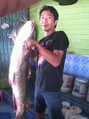 สวนอาหารริมน้ำ