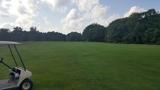 Golf Course «D.W Field Golf Course», reviews and photos, 331 Oak St, Brockton, MA 02301, USA