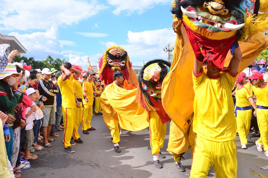 Lễ rước kiệu Thiên Hậu Thánh Mẫu - Bình Dương ( 2013) - 11