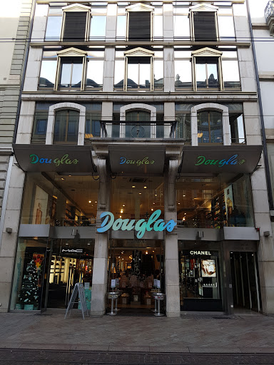 Parfümerie Douglas