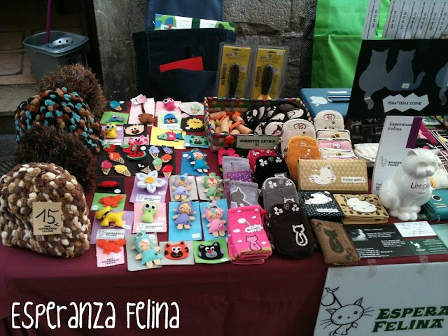 Esperanza Felina en "El Mercado de La Almendra" en Vitoria - Página 11 IMG_0576