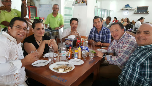 Mariscos Carlos, León Marino Lote 7, Villa Océano, 28219 Manzanillo, Col., México, Restaurante de comida para llevar | COL