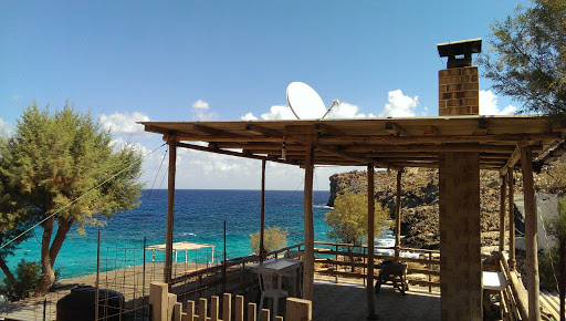 Plage d'Ombrogialos