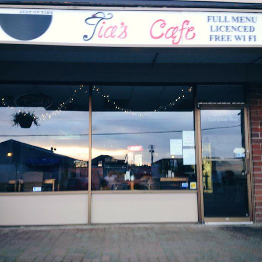 Tia's Café