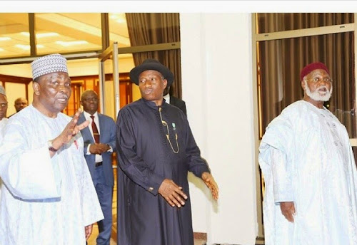 Photos Of Goodluck Jonathan And Four Former Heads Of State At A Private Meeting In Aso Rock 5