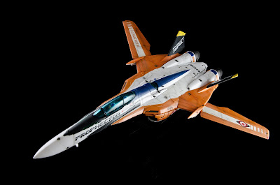 YF-25_Fighter_01.jpg