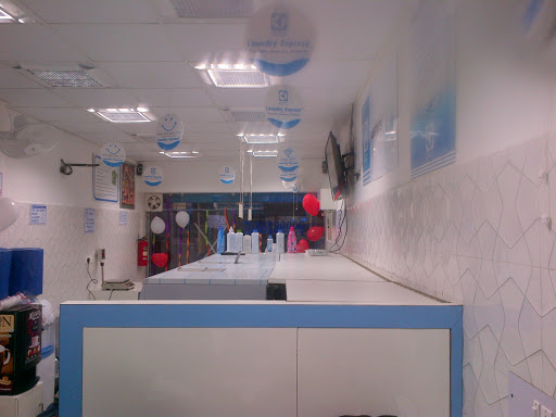 Laundry Express Laundromat, B - 66 , Ground Floor , Street old post office, Near Binaca Niwas & Mess and opp. Universe Health club,, Main Market , Shakarpur,, New Delhi, Delhi, 110092, India, Laundry_Service, state DL
