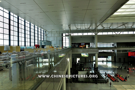 Shanghai Hongqiao Railway Station Photo 2