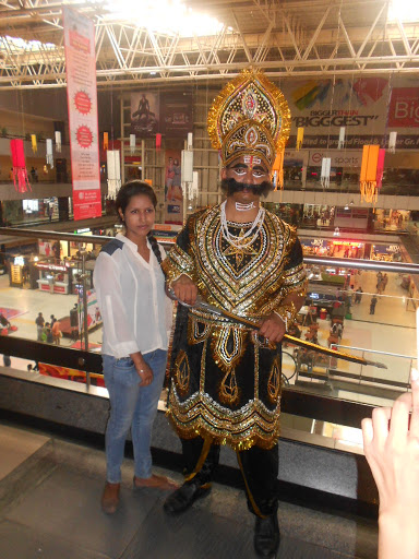 Food Court Pacific Mall, 2nd Floor,, Pacific Mall, Plot Alpha, Sahibabad Industrial Area Site 4, Sahibabad, Ghaziabad, Uttar Pradesh 201010, India, Food_Court, state UP