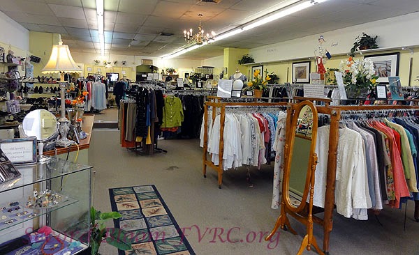 Consignment Shop, Pittsboro, Chatham County, North Carolina, United States.