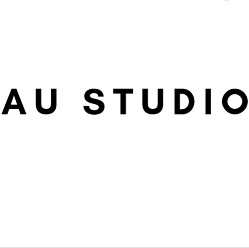 Au Studio. salon de beauté logo
