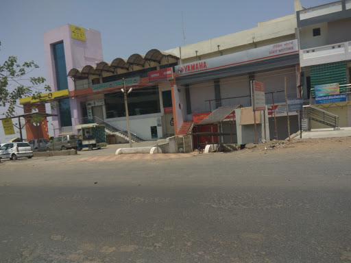 Yamaha Showroom - Dixit, Near Akre Sabhagruha, arvi road, Karla Rd, Pipri, Wardha, Maharashtra 442001, India, Motor_Vehicle_Dealer, state MH