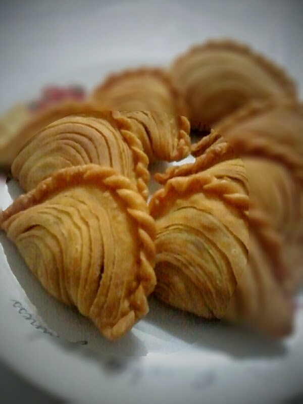 ~Azlynna Bakery~: Resepi karipap pusing paling sedap