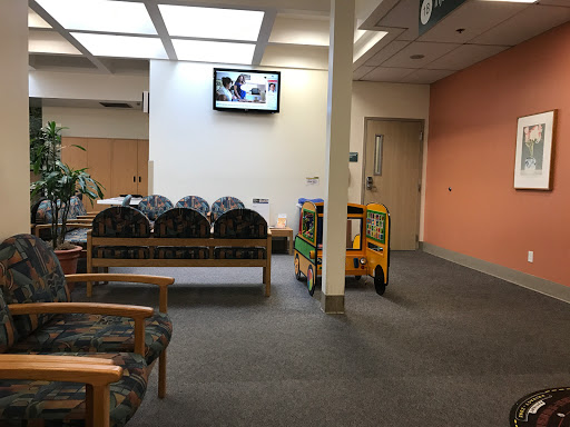 Family Practice Physician «Kaiser Permanente Gilroy Medical Offices», reviews and photos