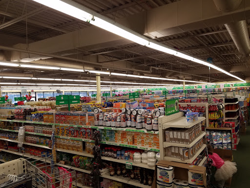 Dollar Store «Dollar Tree», reviews and photos, 77 W Rand Rd, Arlington Heights, IL 60004, USA