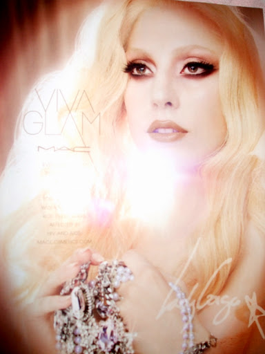 Lady+gaga+heart+lipstick