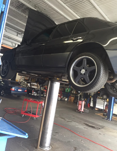 Auto Repair Shop «Boulevard Auto Repair», reviews and photos, 14857 Burbank Blvd, Van Nuys, CA 91411, USA