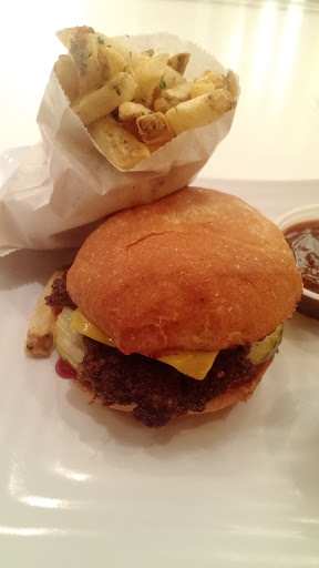 Hamburger Restaurant «Burger Lounge», reviews and photos, 1608 India St, San Diego, CA 92101, USA