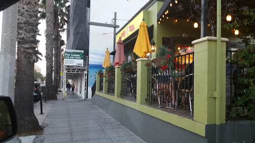 Benny's Tacos & Chicken Rotisserie