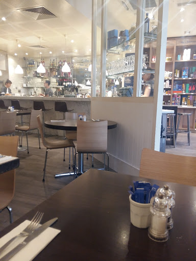 Carluccio's