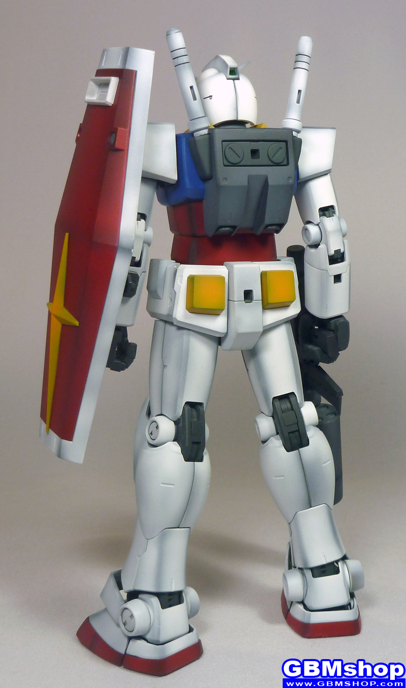 Bandai 1/100 MG Gundam ver 2.0