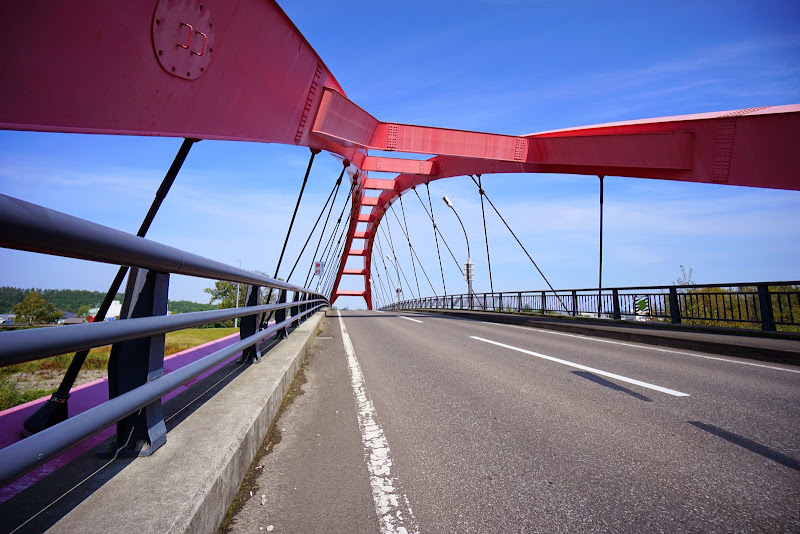 美瑛 四季の橋 赤い橋 写真2