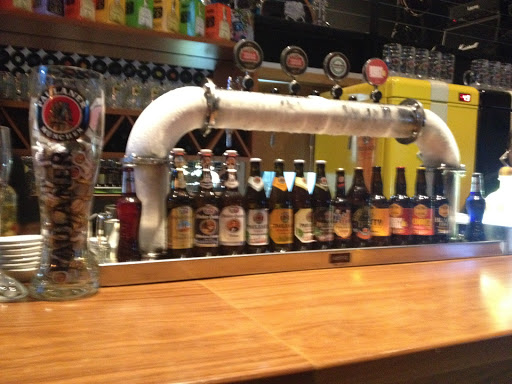 Acontece Beer, Praça Maastricht, 200 - Res. Euroville, Bragança Paulista - SP, 12917-021, Brasil, Bar, estado Sao Paulo