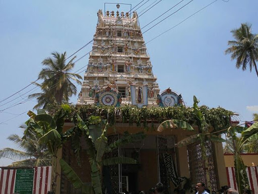 Sri Lakshmi Janardhana Temple, Old Town, SH84, Petebeedhi, Mandya, Karnataka 571401, India, Place_of_Worship, state KA