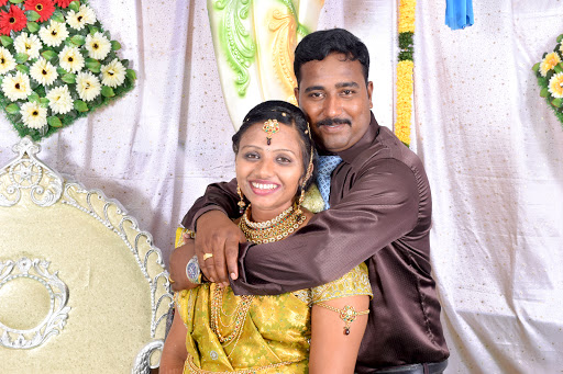 Vijaya Studio Muthanur, #58,Pilliyar Koil Street,( Near Elimentary School),, Bus stop, Muthanur, Mel Mudiyanur (P), Chengam(T.K), Tiruvannamalai (Dt), Tamil Nadu 606704, India, Photographer, state TN