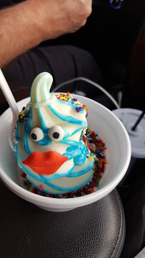 Ice Cream Shop «Flavors Ice Cream», reviews and photos, 114 Green Blvd, Aurora, IN 47001, USA
