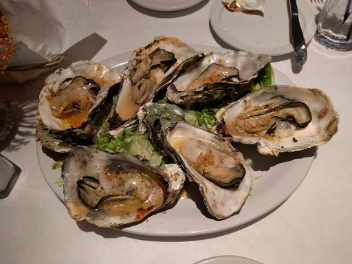 Seafood Restaurant «Sea Harvest», reviews and photos, 100 Crossroads Blvd A, Carmel-By-The-Sea, CA 93923, USA
