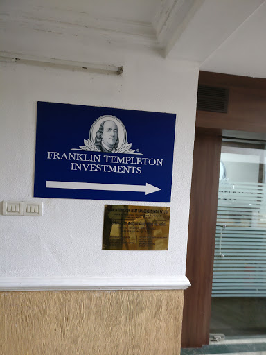 Franklin Templeton Investments, 41/418-C, I Floor, Chicago Plaza, Rajaji Rd, Shenoys, Kochi, Kerala 682035, India, Investment_Banking, state KL