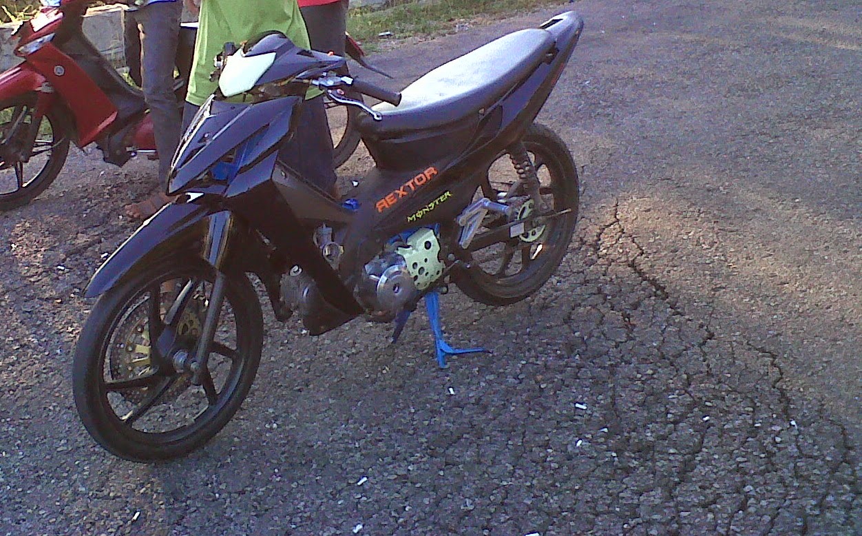 Modifikasi Warna Revo 100cc Thecitycyclist